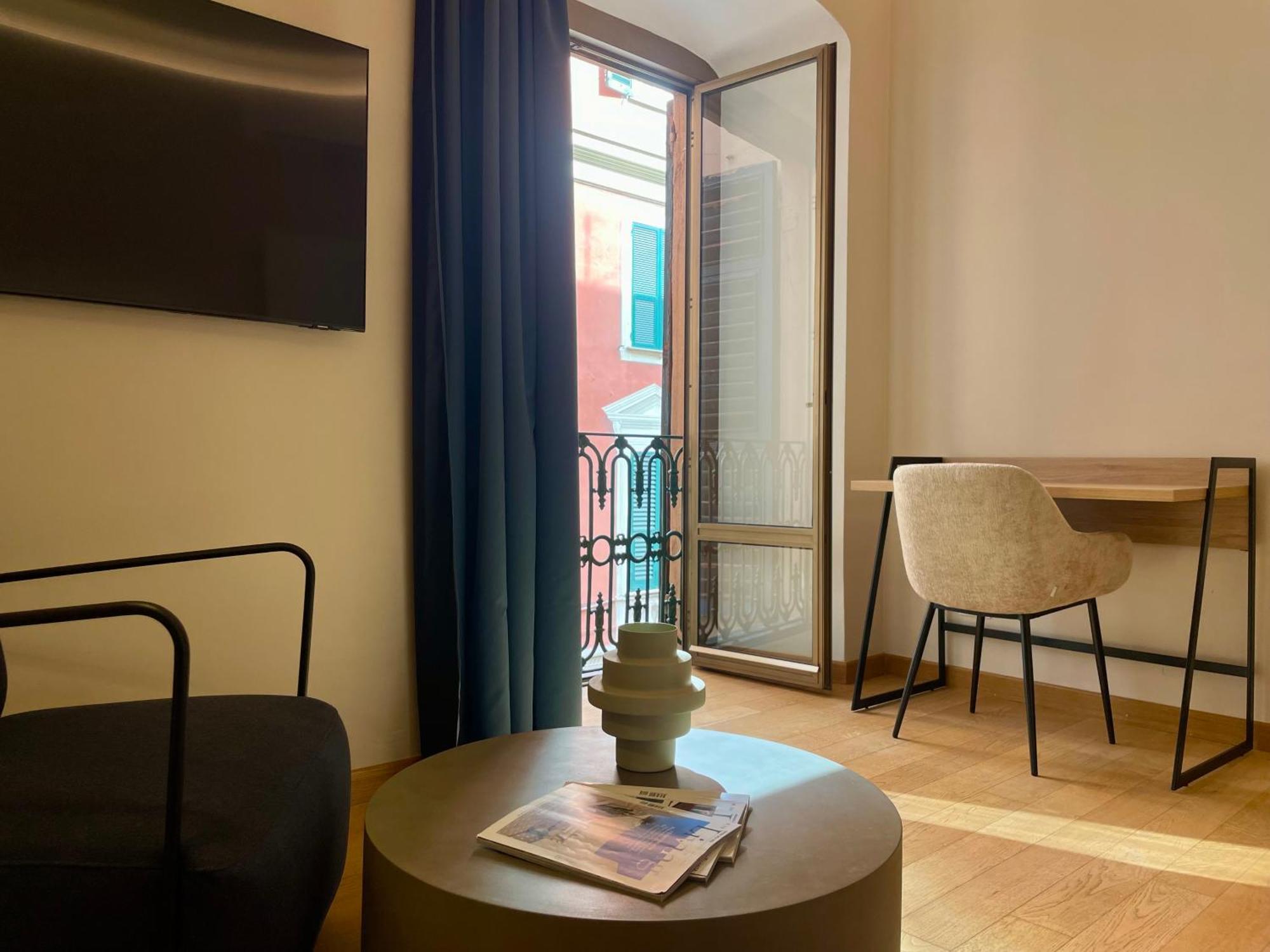 Relstay - Assarotti Suites Genoa Luaran gambar