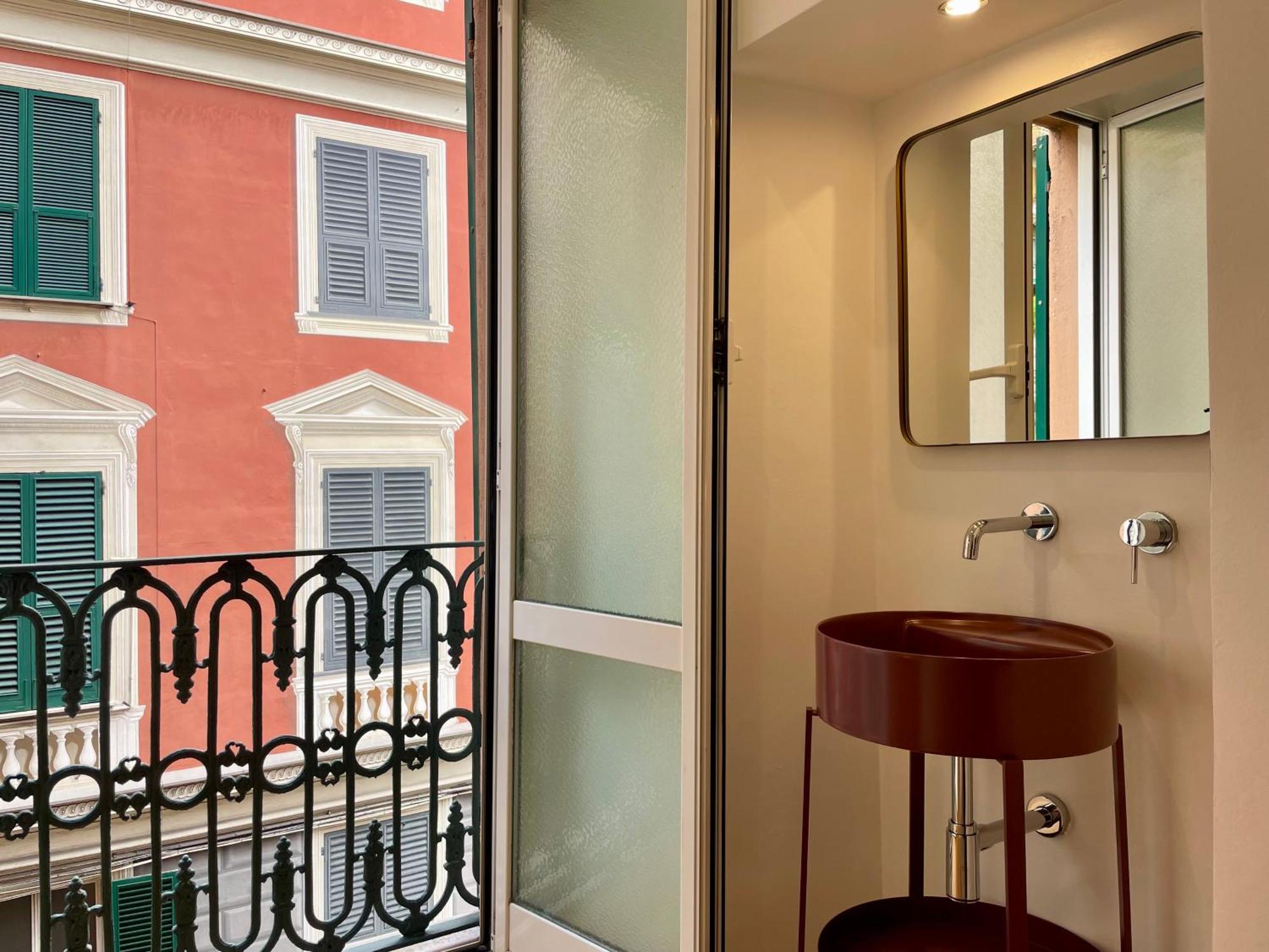 Relstay - Assarotti Suites Genoa Luaran gambar