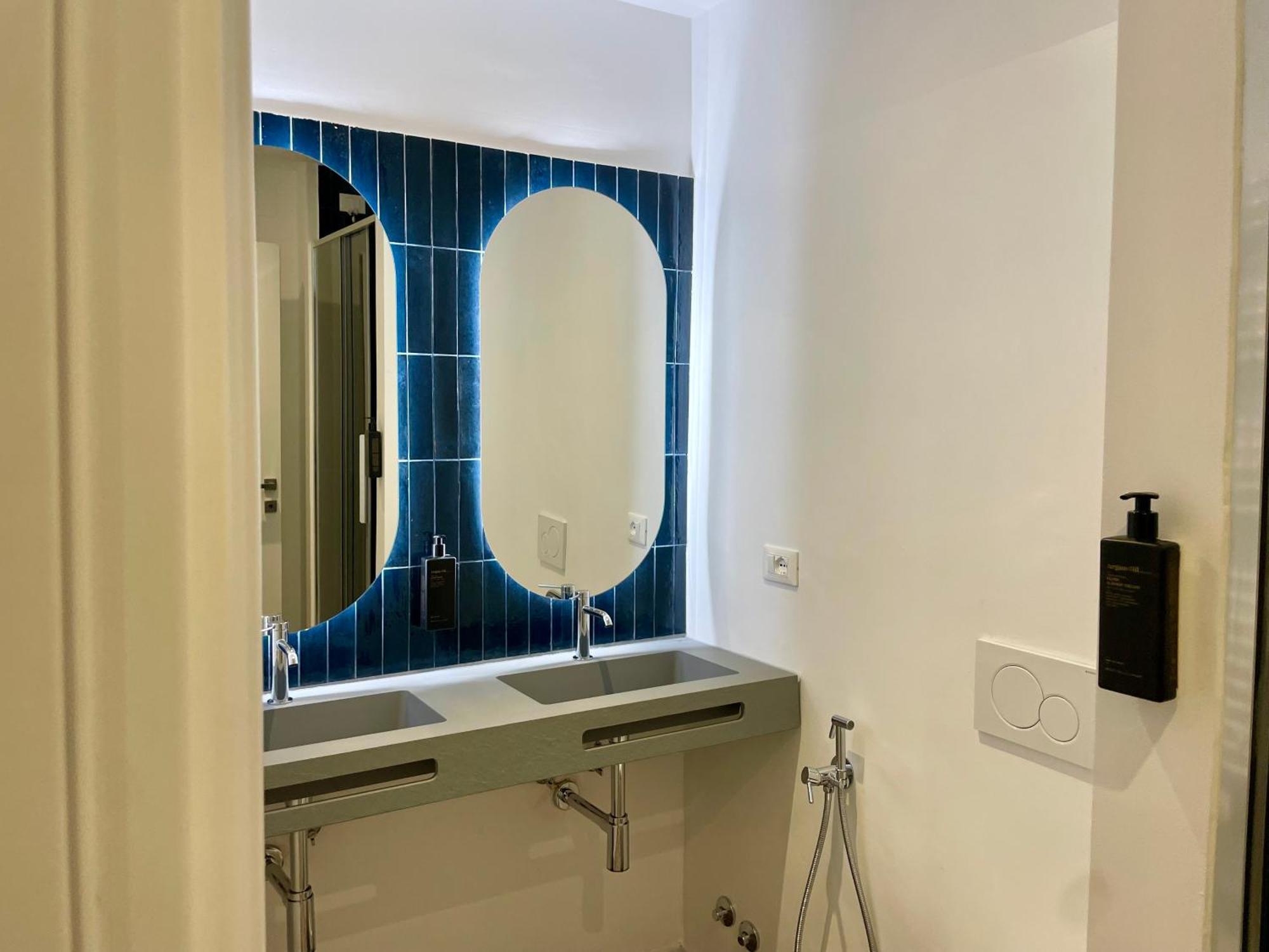 Relstay - Assarotti Suites Genoa Luaran gambar